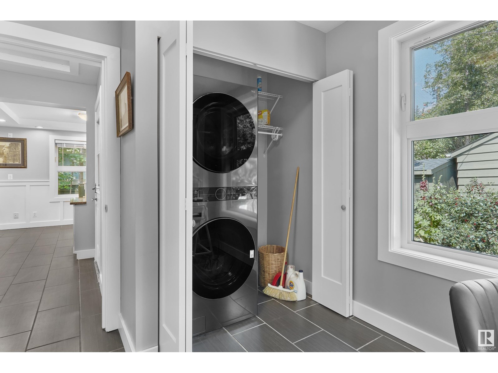 10303 GLENORA CR NW, Edmonton