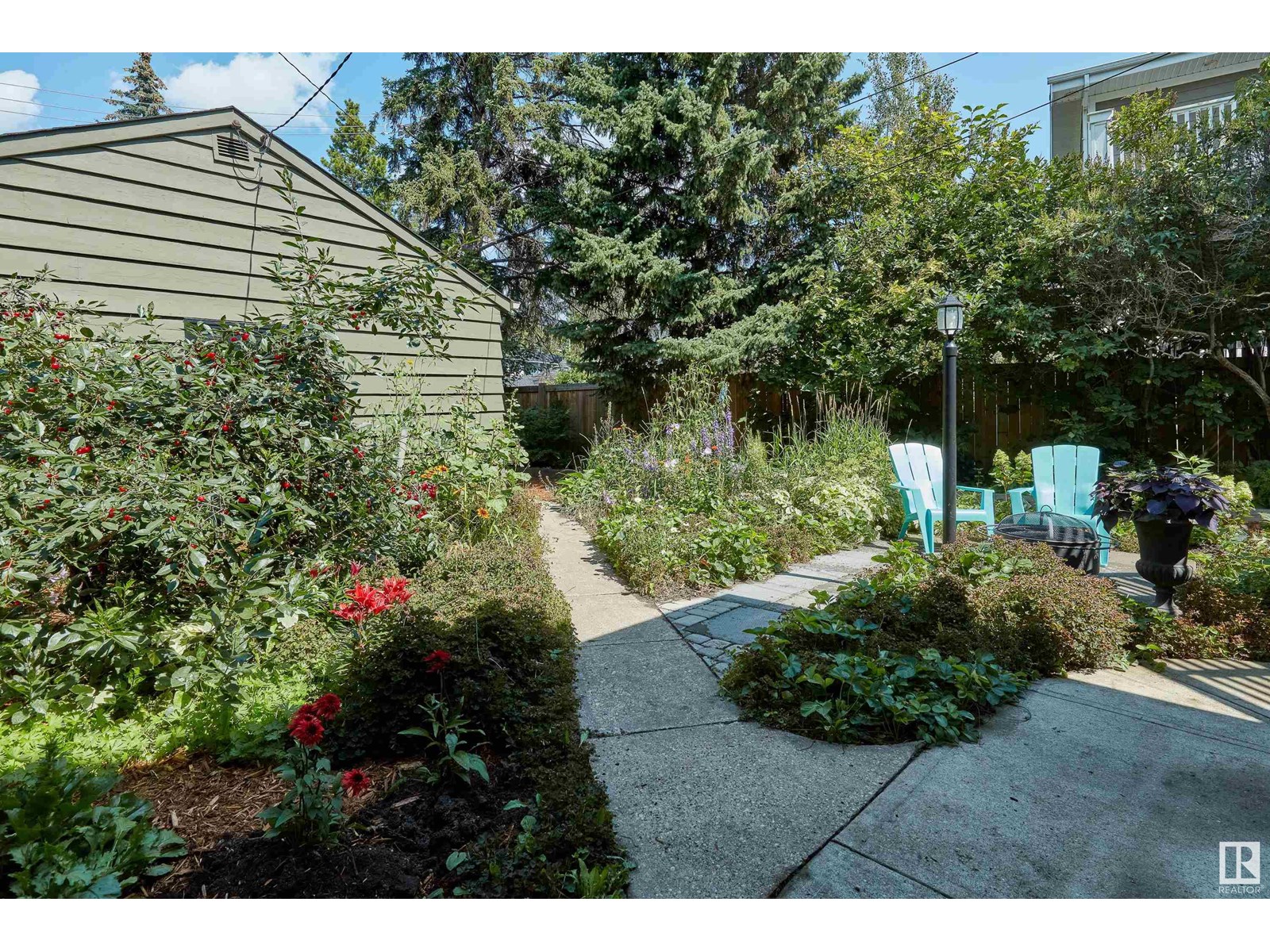 10303 GLENORA CR NW, Edmonton