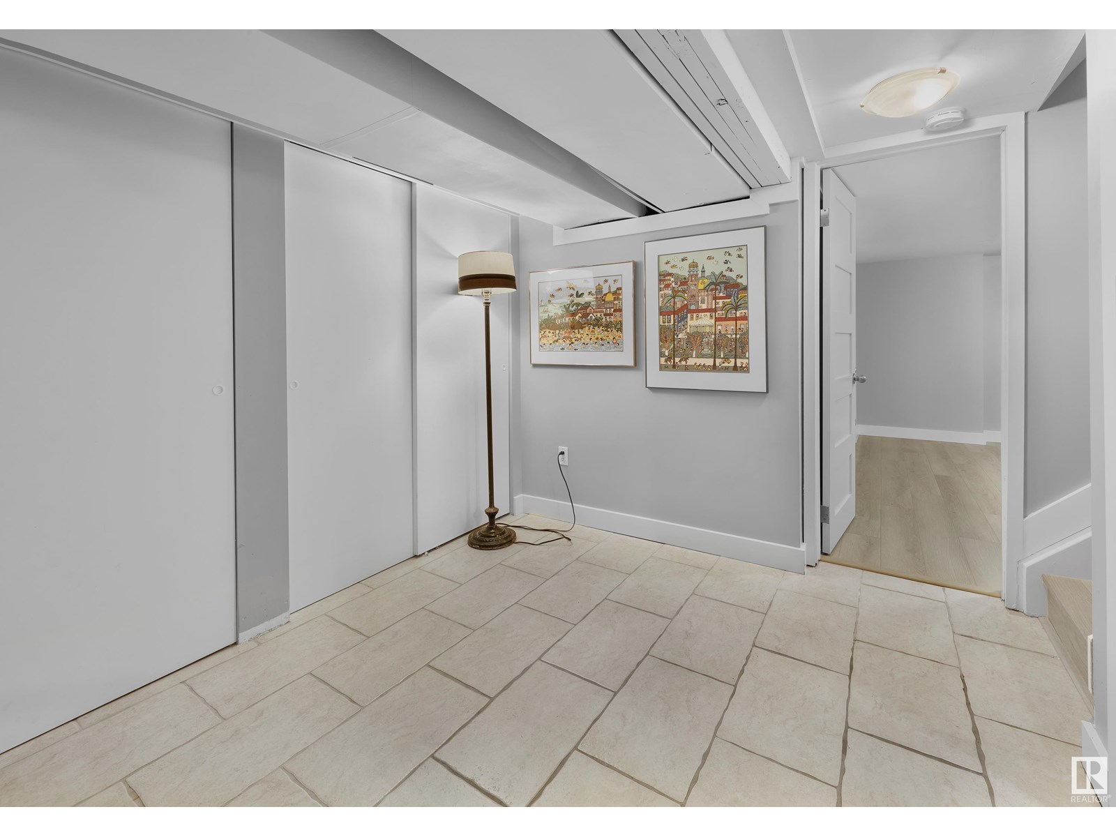 10303 GLENORA CR NW, Edmonton