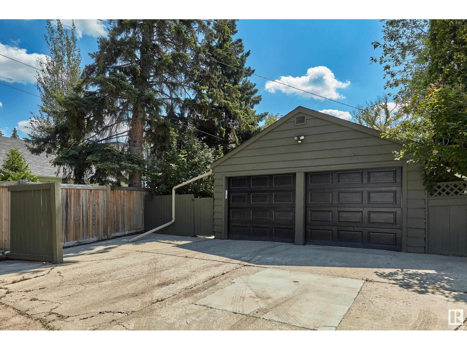 10303 GLENORA CR NW, Edmonton