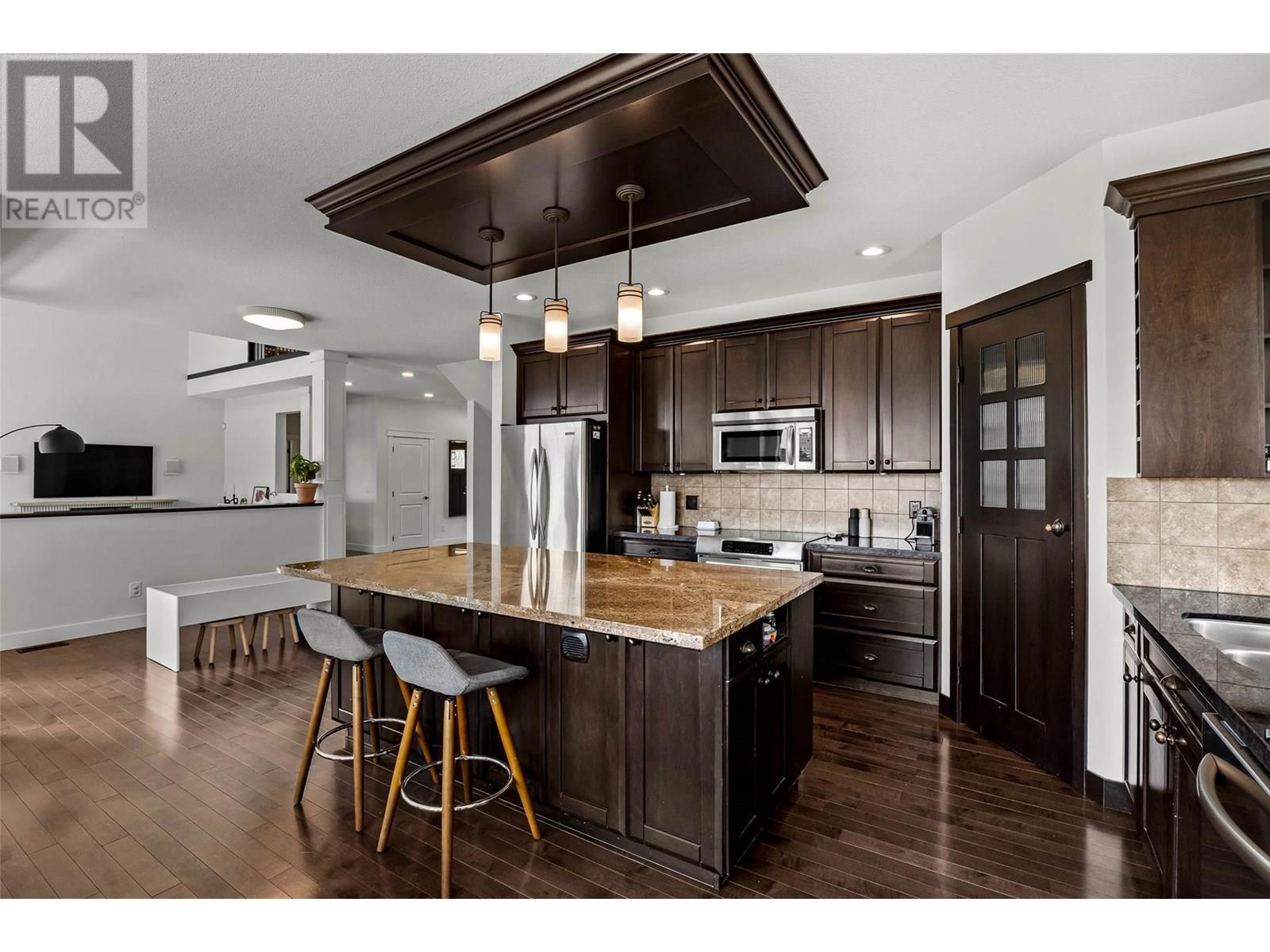 Photo 8 of 2120 Cantle Court, Kamloops BC