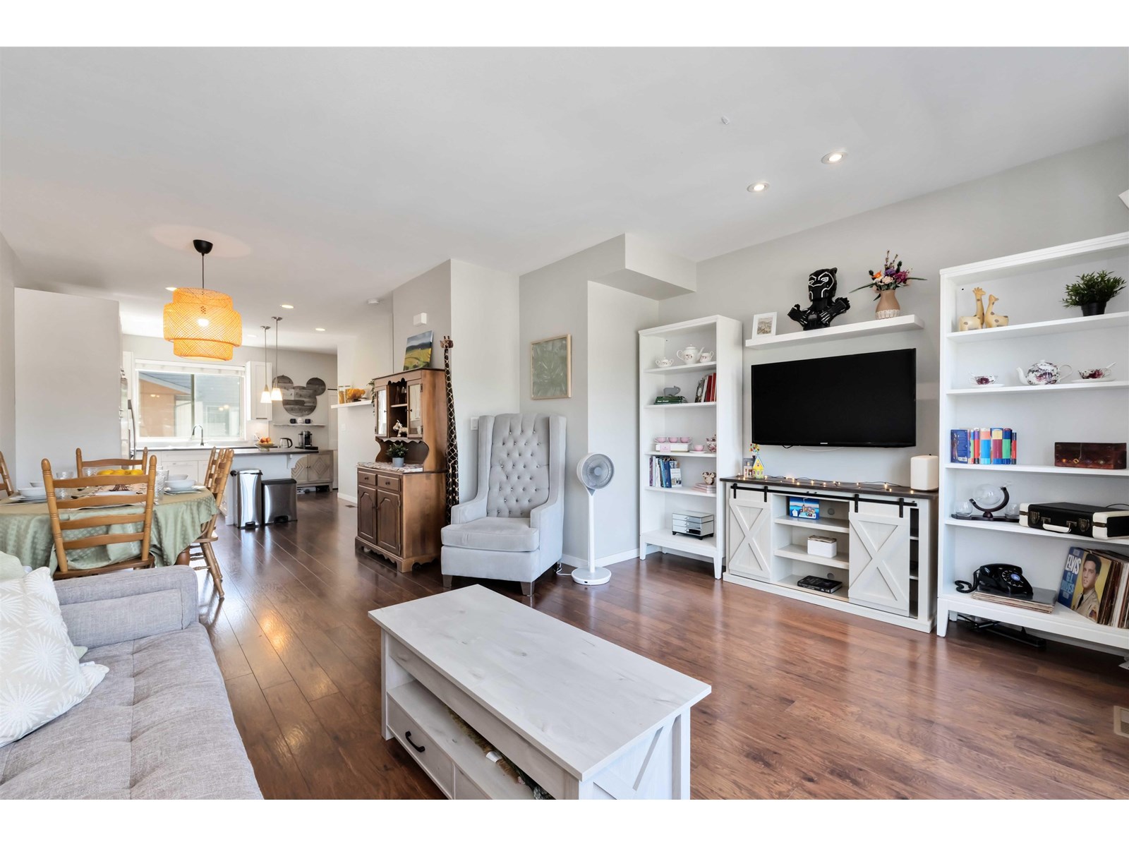 Photo 5 of 76 34248 King Road, Abbotsford BC