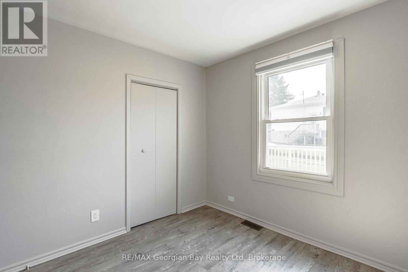 Photo 12 of 16 Edward Street, Penetanguishene ON