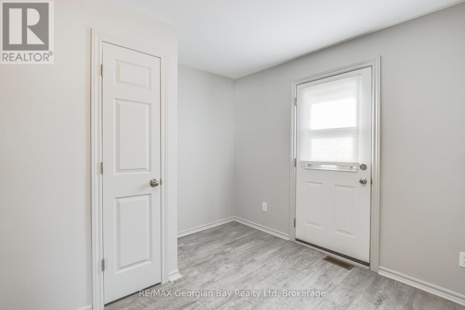 Photo 14 of 16 Edward Street, Penetanguishene ON