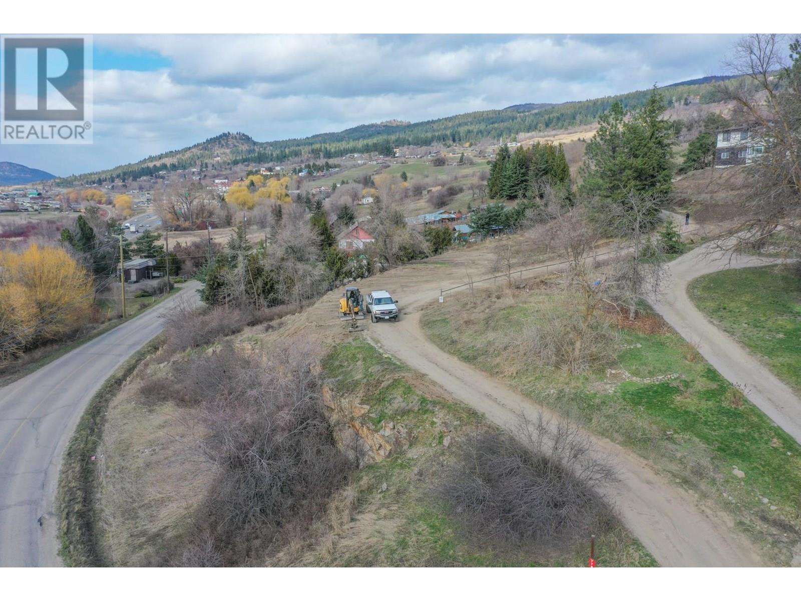 Photo 10 of 7791 Pleasant Valley Road, Vernon BC