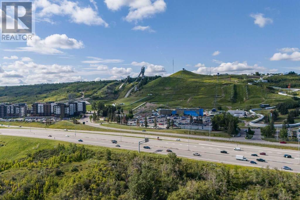 Single Family House for Sale in  Greenbriar Common NW Greenwood/Greenbriar Calgary 