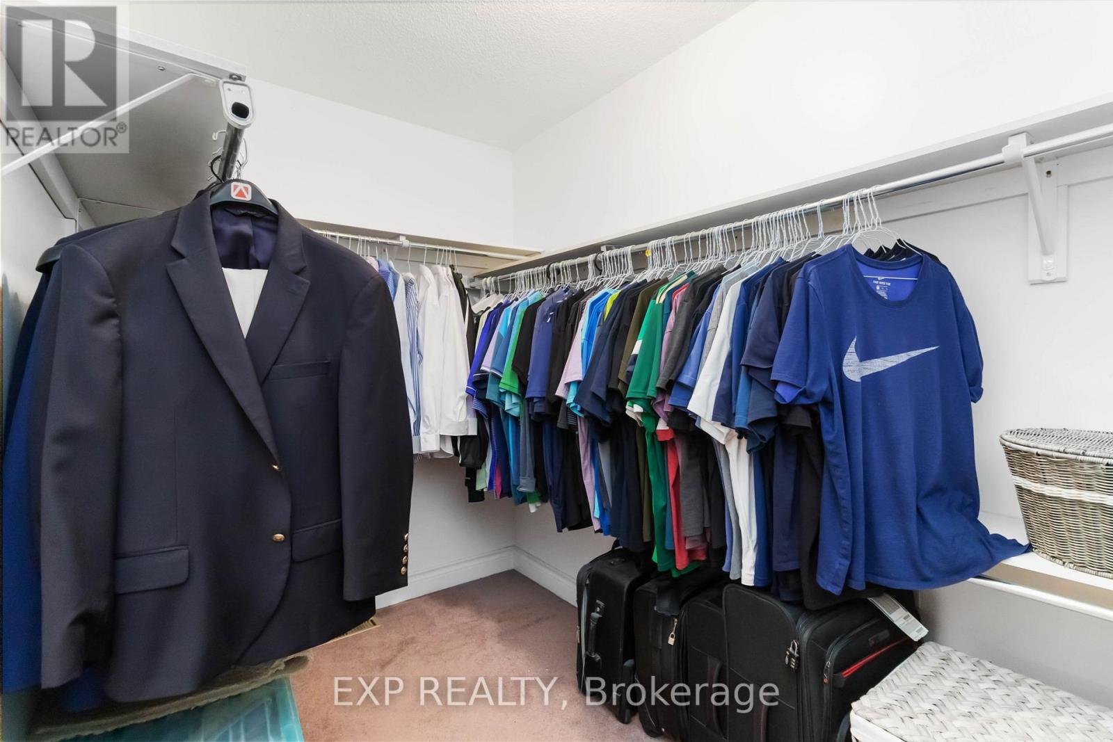 Photo 24 of 1401 Tamworth Court, Burlington ON