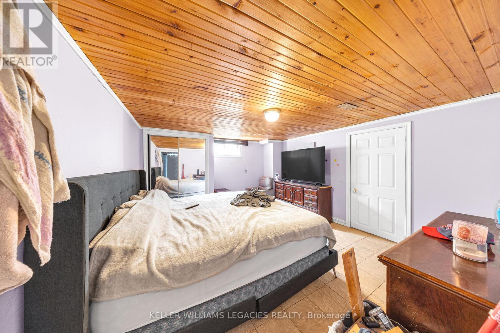 Photo 17 of 710 Cameron Street, Peterborough Central ON