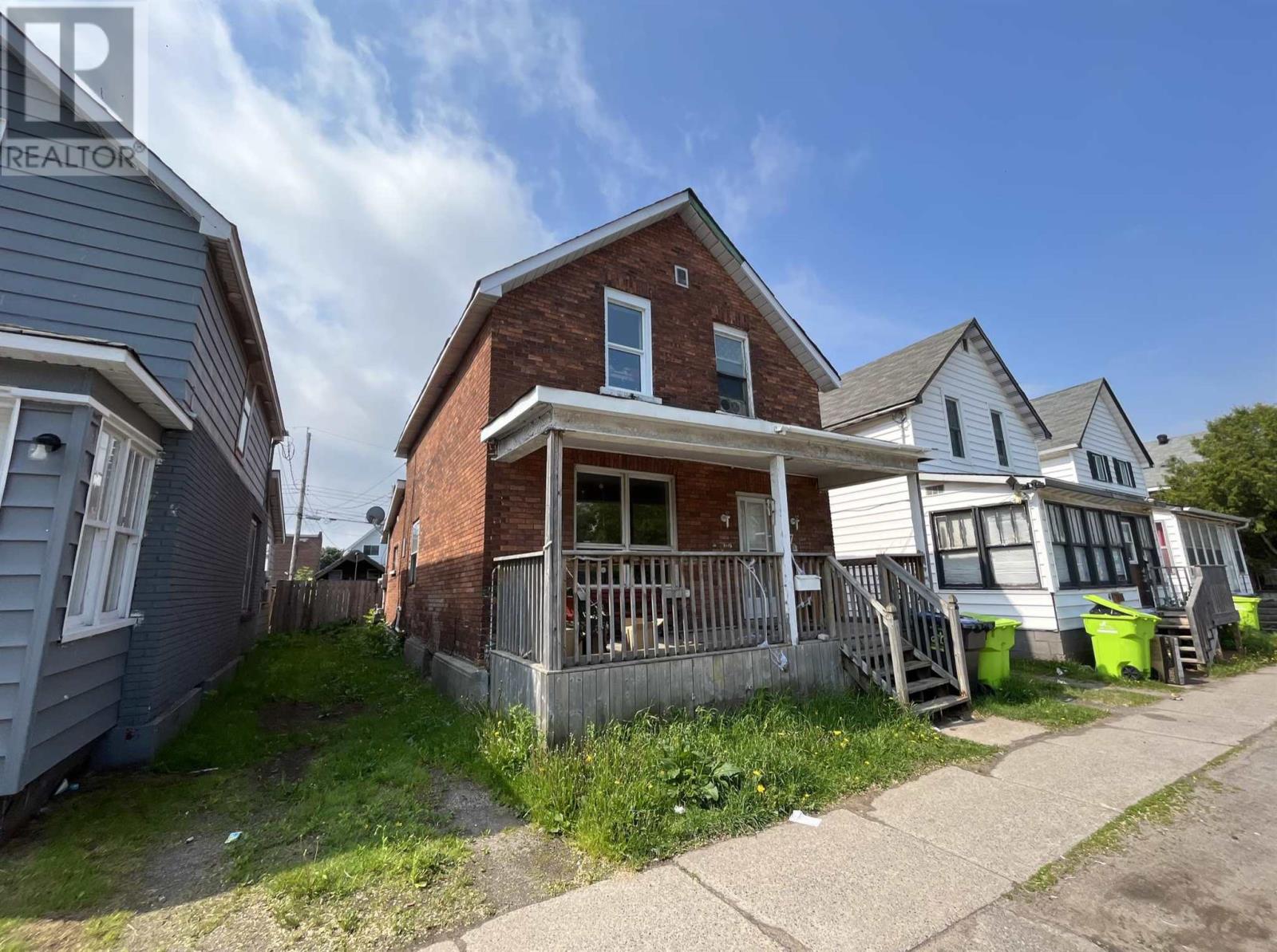 Photo 4 of 37 Cathcart St, Sault Ste Marie ON