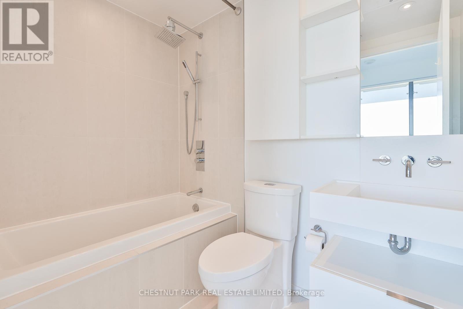 Photo 26 of 3205 5 St Joseph Street, Toronto ON