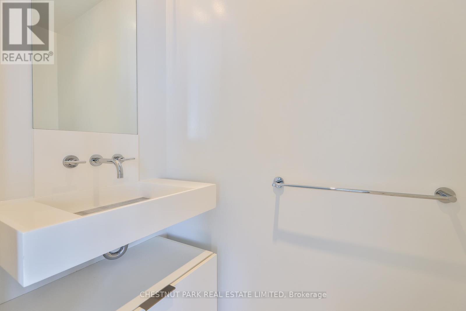 Photo 27 of 3205 5 St Joseph Street, Toronto ON