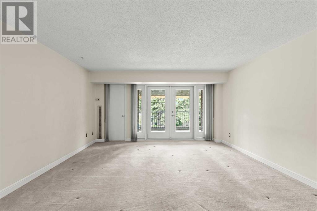 Single Family House for Sale in   Braeglen Close SW Braeside Calgary 