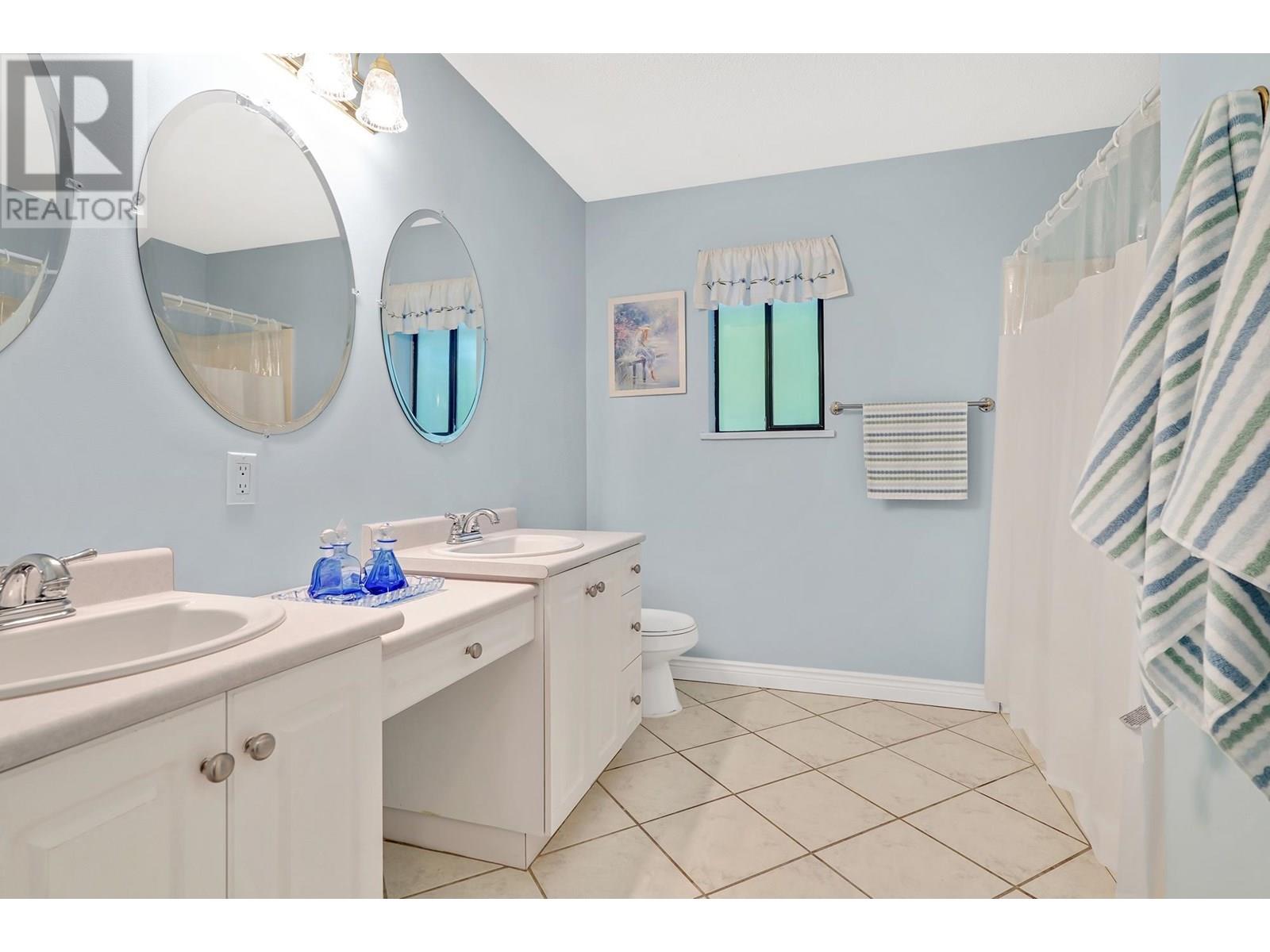 Photo 14 of 24240 113 Avenue, Maple Ridge BC