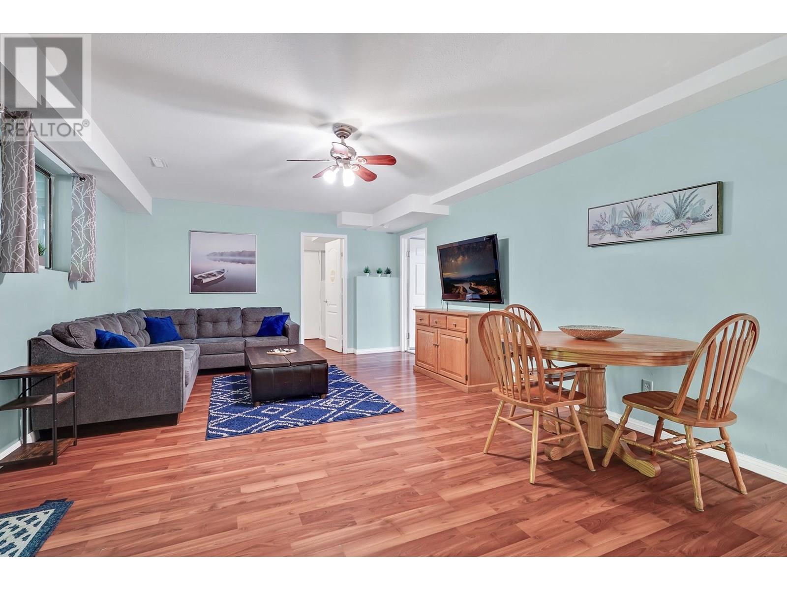 Photo 8 of 24240 113 Avenue, Maple Ridge BC