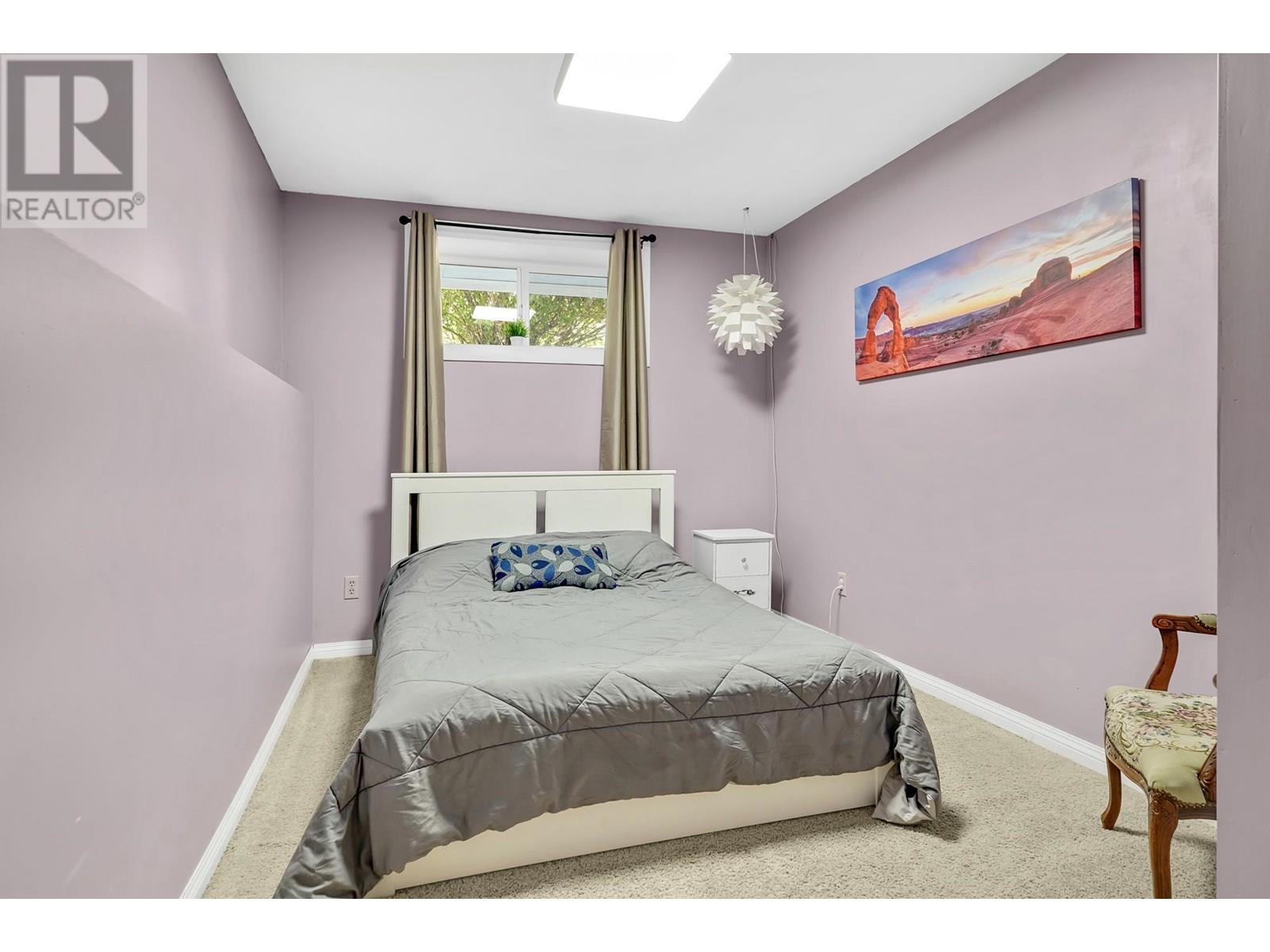 Photo 5 of 24240 113 Avenue, Maple Ridge BC