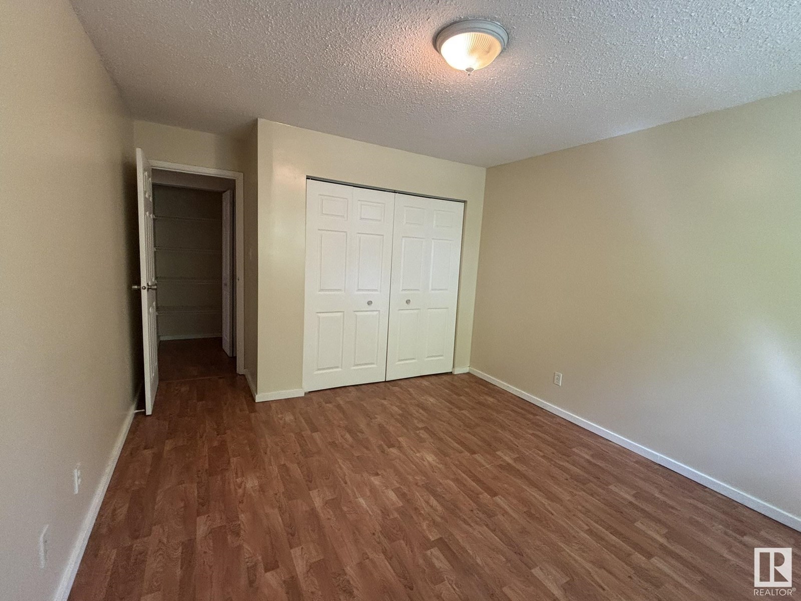 Photo 9 of 301 11308 108 Av Nw Nw, Edmonton AB