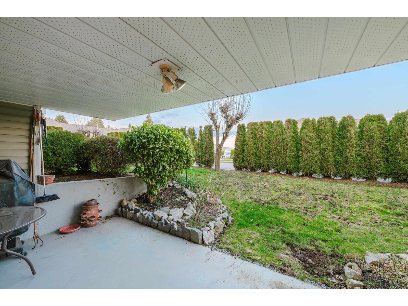 Photo 10 of 17 32615 Murray Avenue, Abbotsford BC