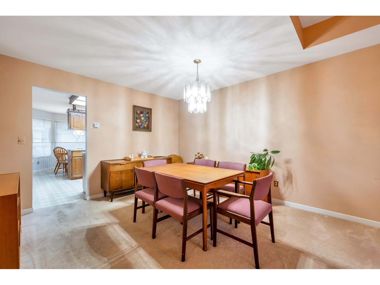 Photo 8 of 17 32615 Murray Avenue, Abbotsford BC