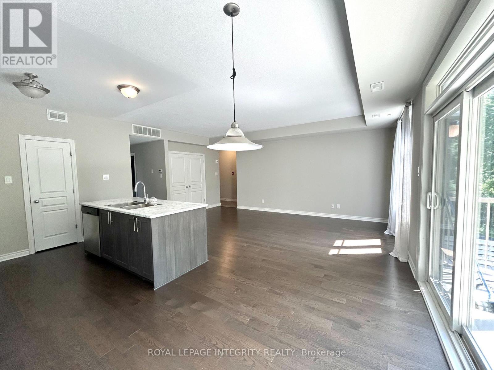 Photo 18 of F 1032 Beryl Private, Ottawa ON