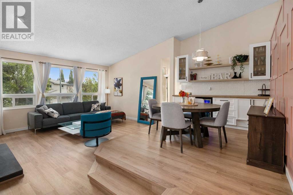 Single Family House Bi-level for Sale in  Woodbine Boulevard SW Woodbine Calgary 