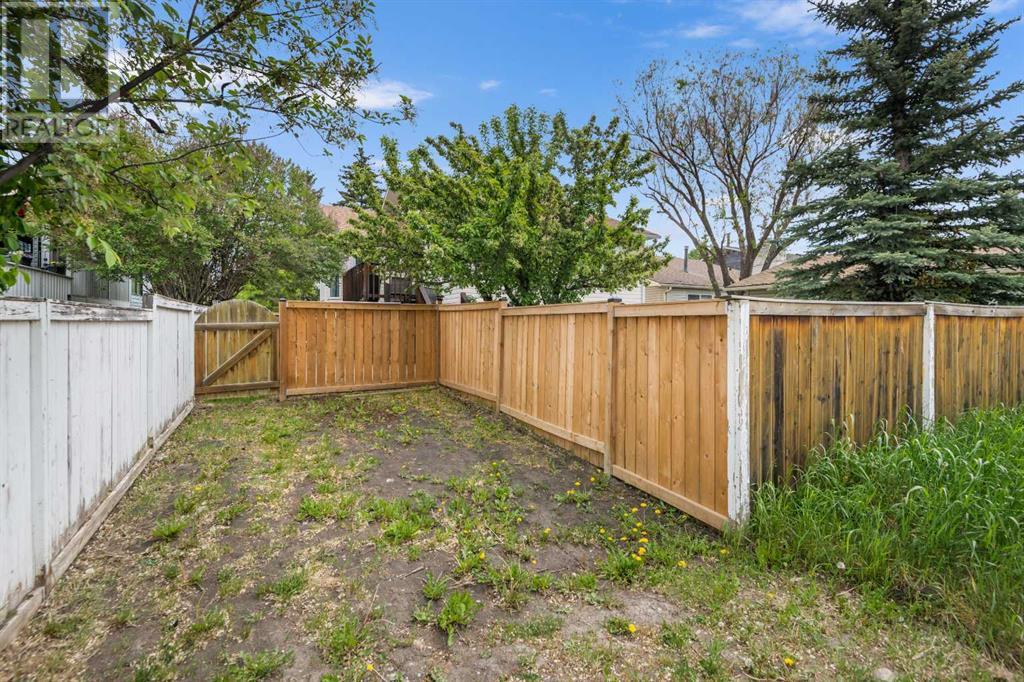 Single Family House Bi-level for Sale in  Woodbine Boulevard SW Woodbine Calgary 