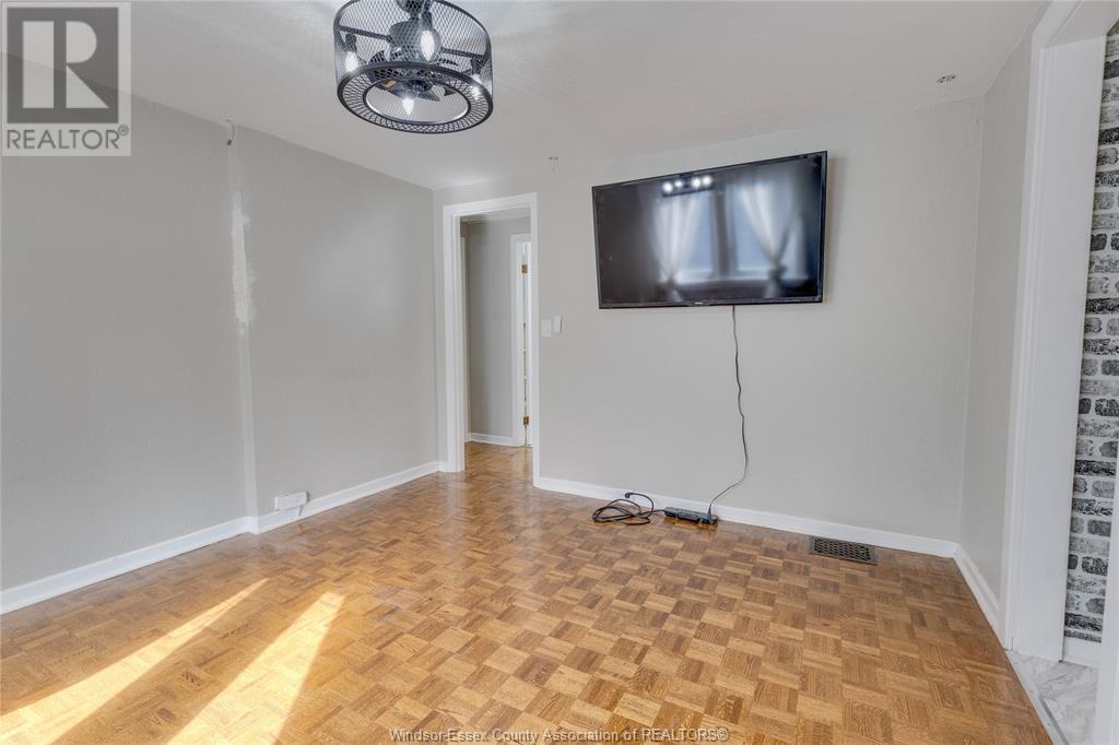 Photo 16 of 1444 Bernard Unit Upper, Windsor ON