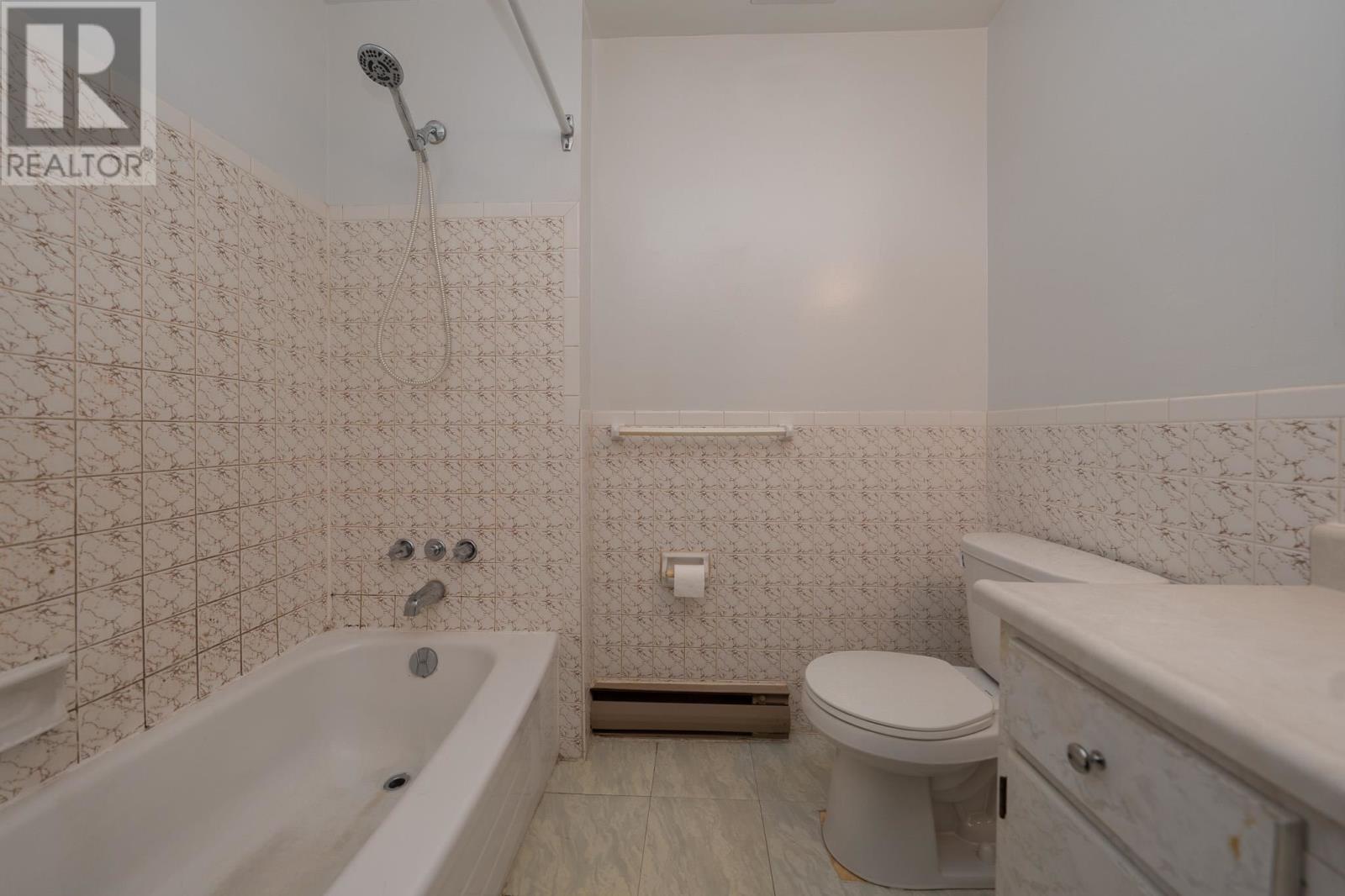 Photo 19 of 980 Wellington St, Sault Ste Marie ON