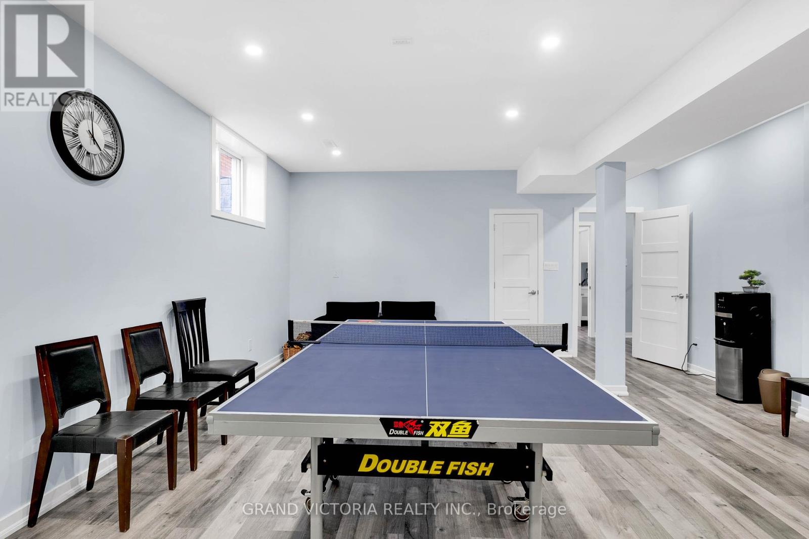 Photo 5 of 898 White Clover Way, Mississauga ON