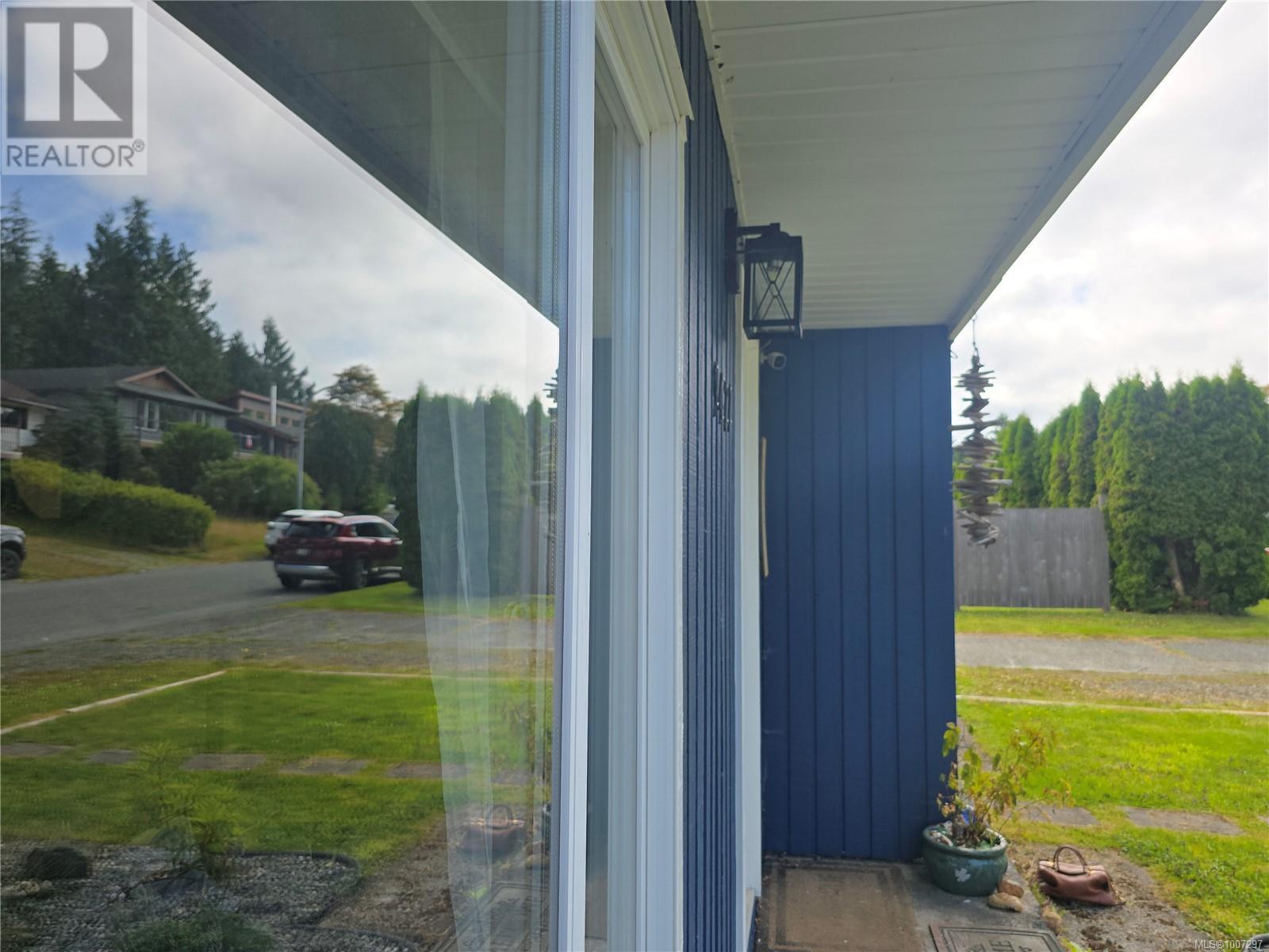 Photo 7 of A 9477 Scott St, Port Hardy BC