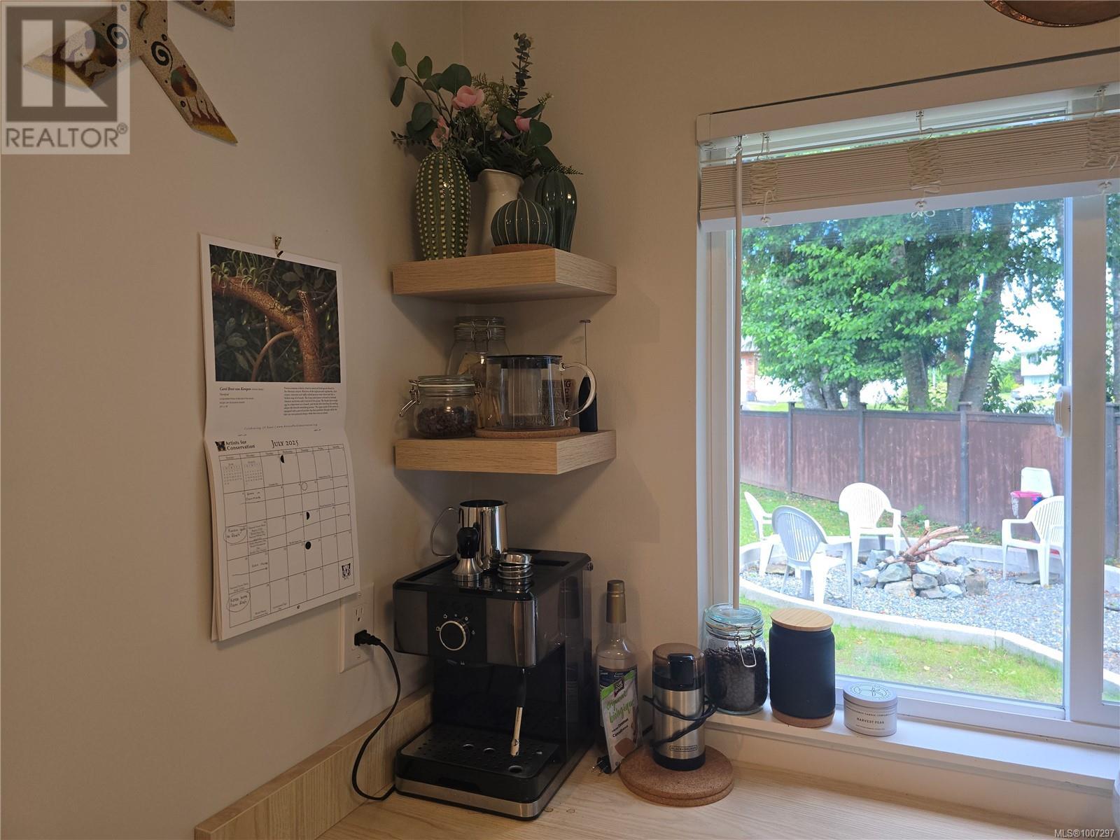 Photo 10 of A 9477 Scott St, Port Hardy BC