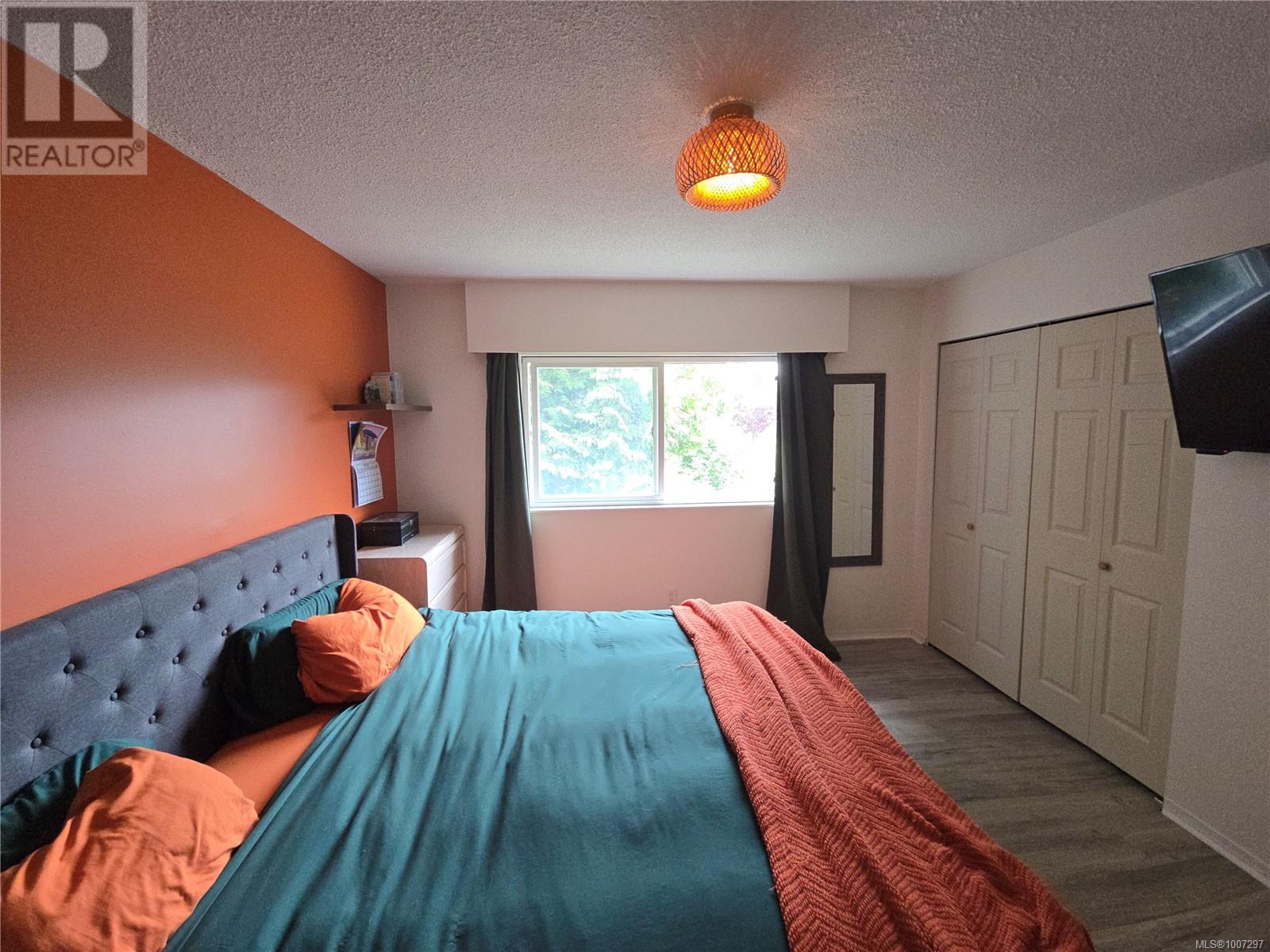 Photo 43 of A 9477 Scott St, Port Hardy BC