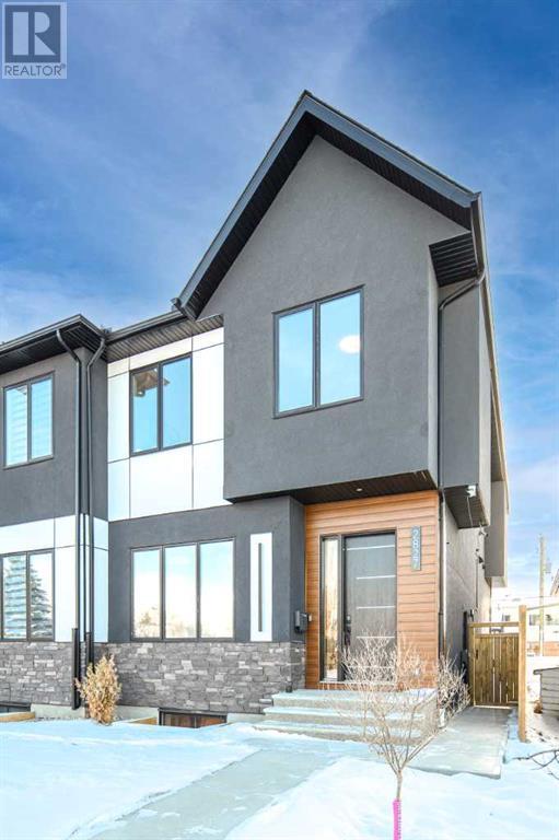 Single Family House for Sale in  Cochrane Road NW Banff Trail Calgary 