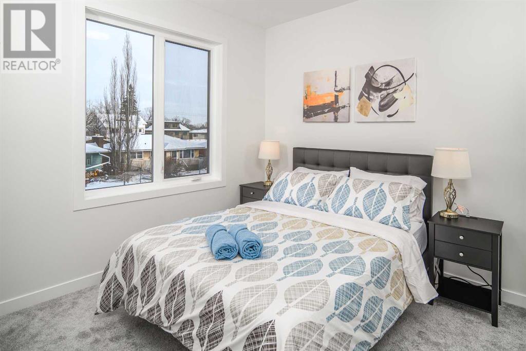 Single Family House for Sale in  Cochrane Road NW Banff Trail Calgary 