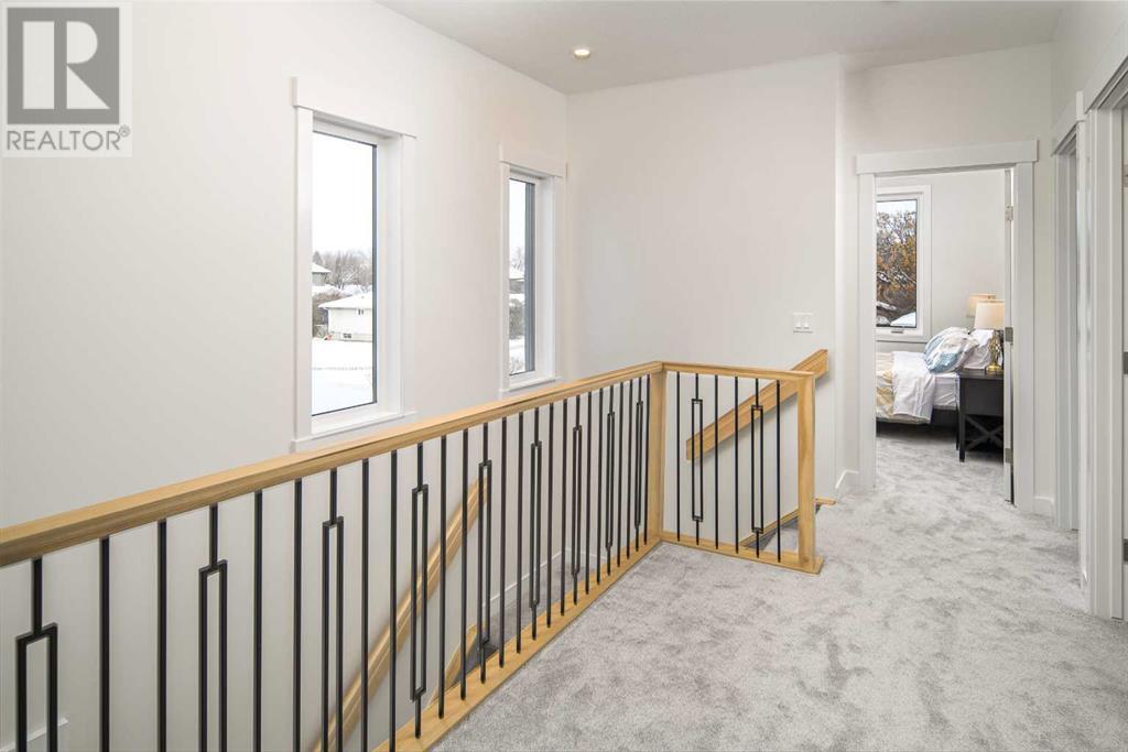 Single Family House for Sale in  Cochrane Road NW Banff Trail Calgary 