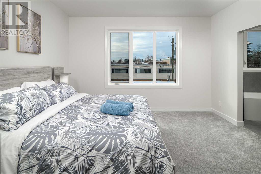 Single Family House for Sale in  Cochrane Road NW Banff Trail Calgary 