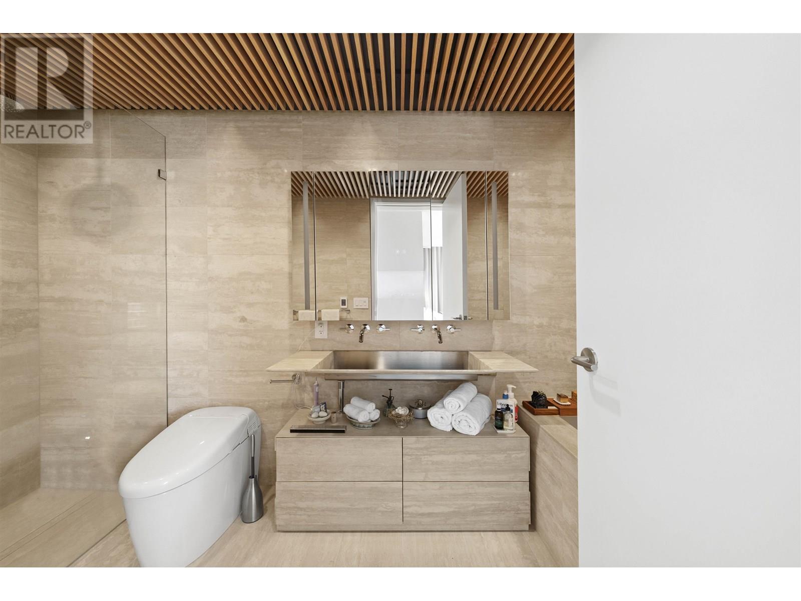 3004 1568 ALBERNI STREET, Vancouver