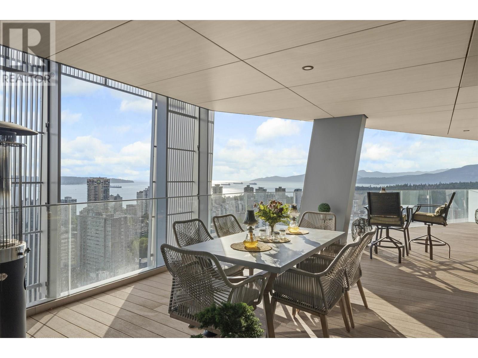 3004 1568 ALBERNI STREET, Vancouver