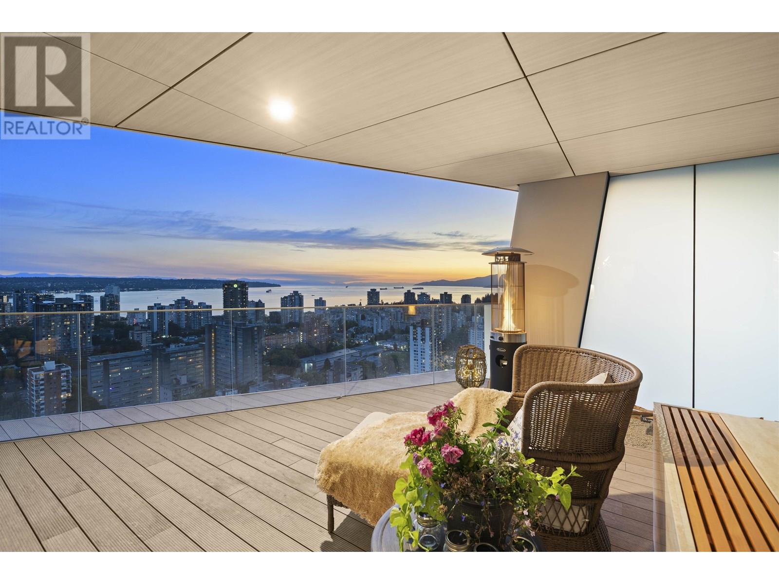 3004 1568 ALBERNI STREET, Vancouver