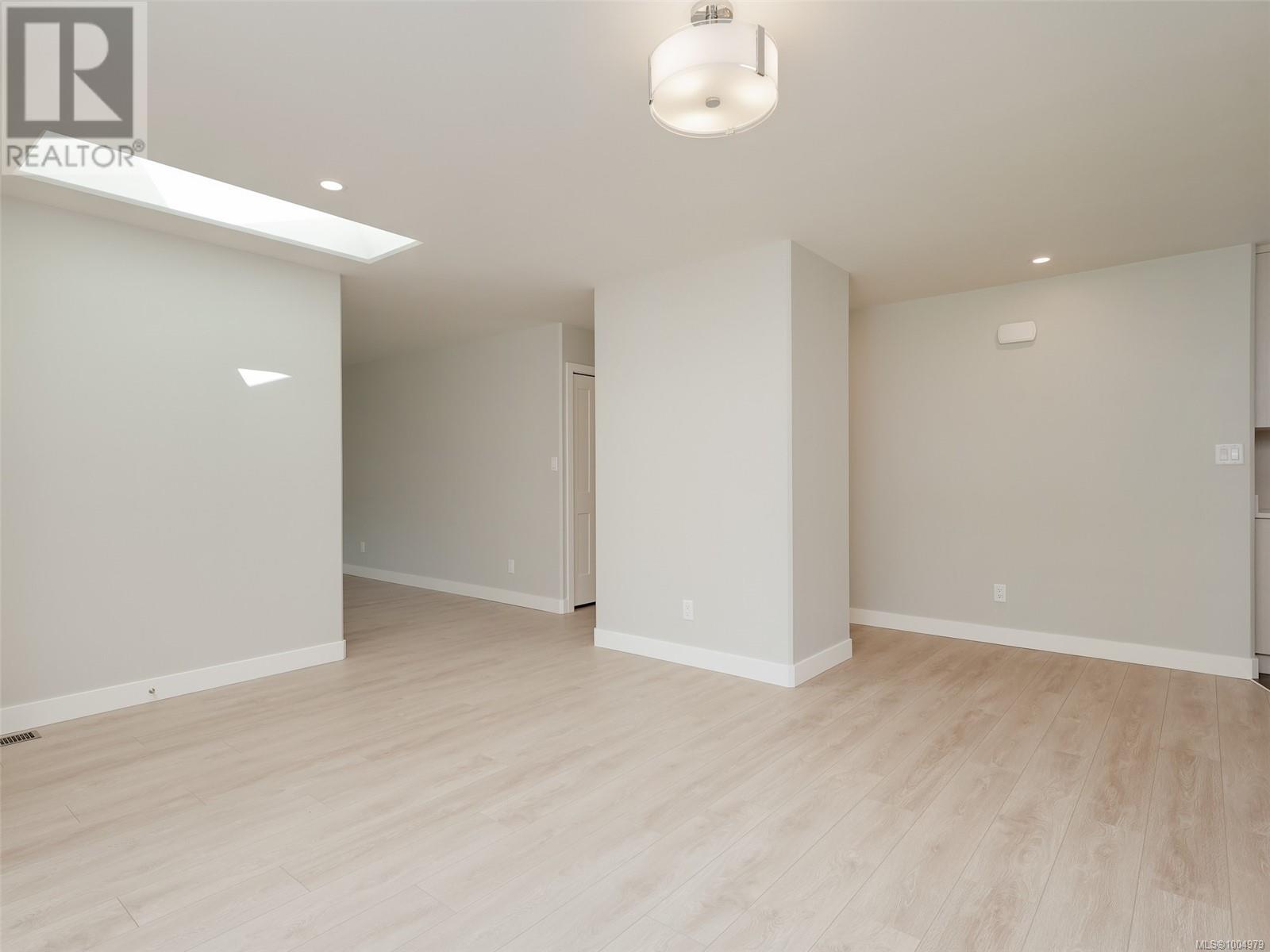 Photo 5 of 6828 Blanchard Rd, Sooke BC