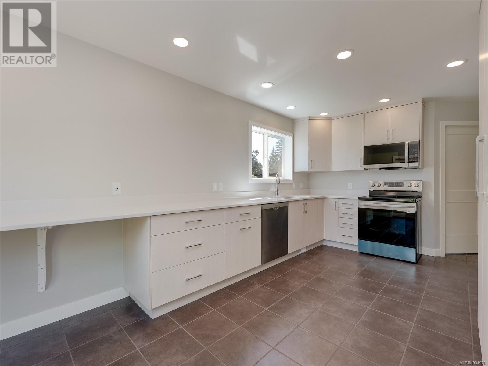 Photo 16 of 6828 Blanchard Rd, Sooke BC