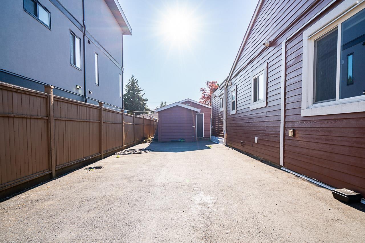 Photo 6 of 9441 132 A Street, Surrey BC