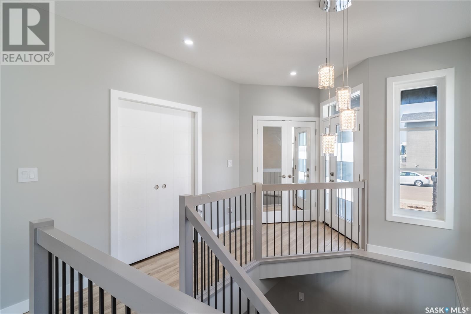 Photo 7 of 4829 E Keller Avenue, Regina SK