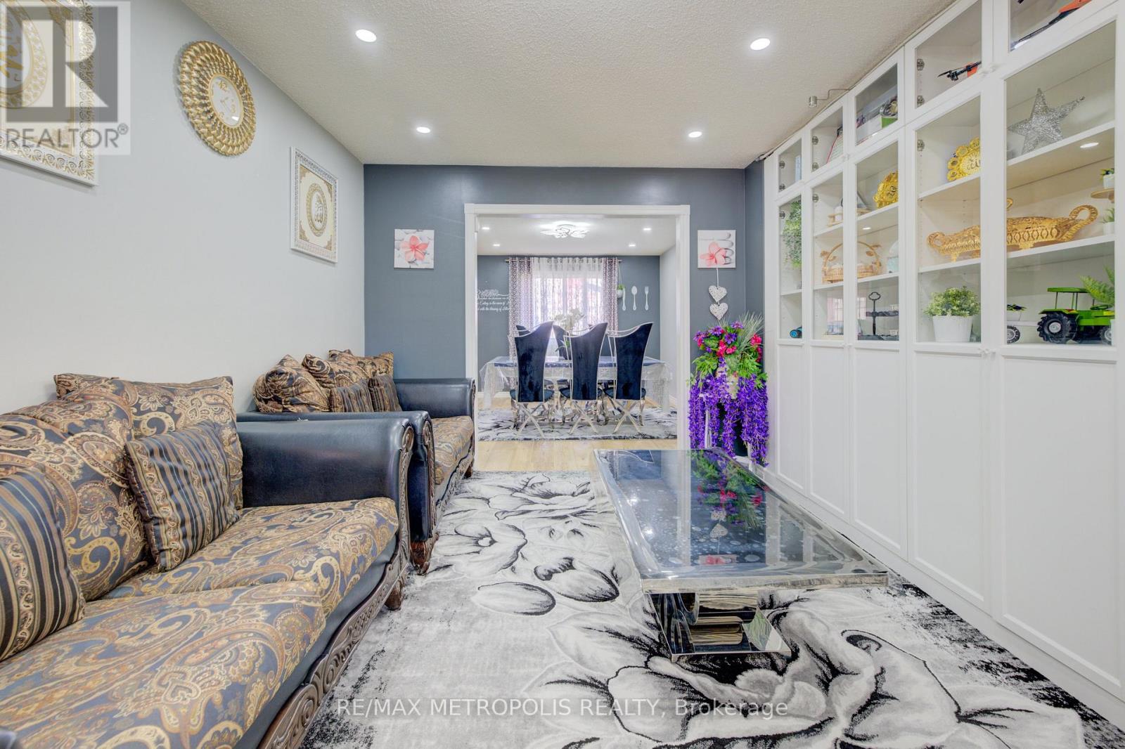 Photo 22 of 145 Cowan Boulevard, Cambridge ON