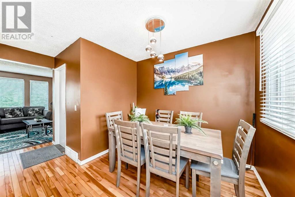 Single Family House for Sale in  Templehill Road NE Temple Calgary 