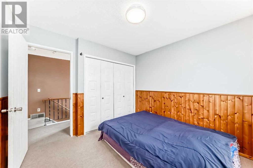Single Family House for Sale in  Templehill Road NE Temple Calgary 