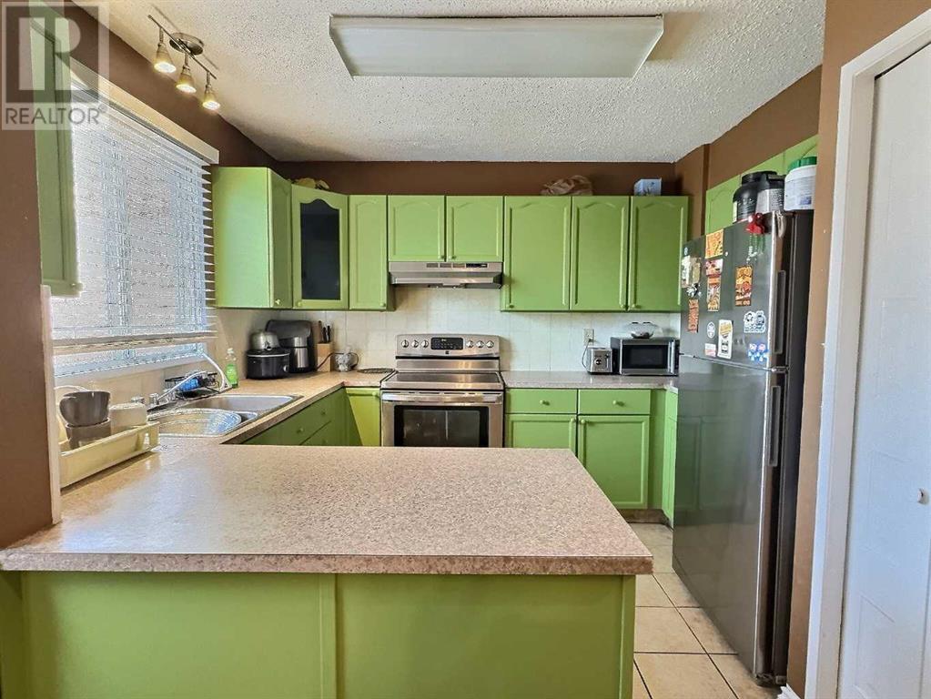 Single Family House for Sale in  Templehill Road NE Temple Calgary 
