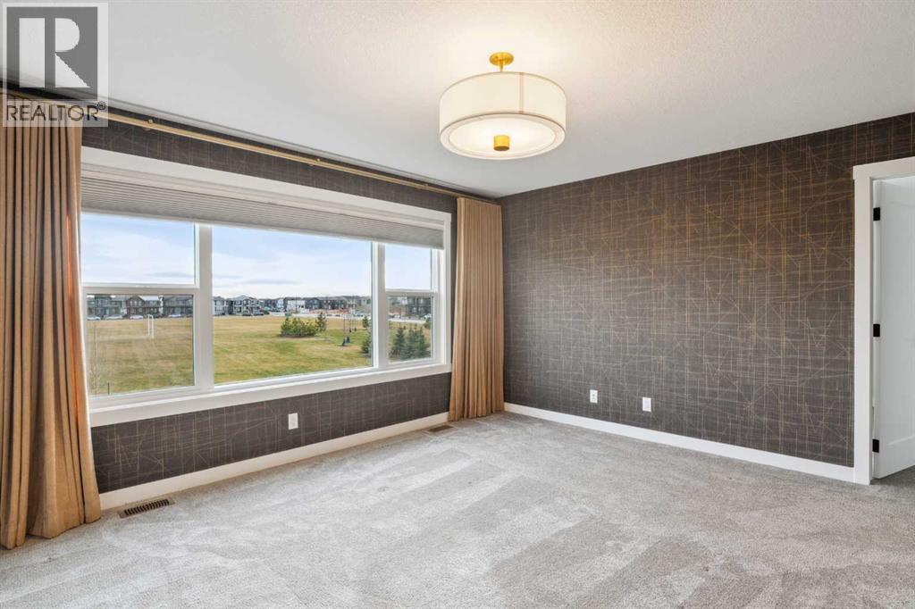 Photo 25 of 155 Chinook Winds Manor Sw, Airdrie AB