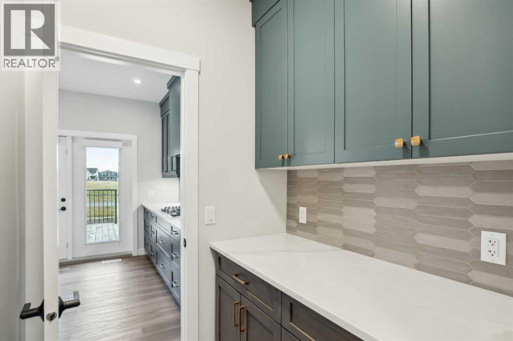 Photo 8 of 155 Chinook Winds Manor Sw, Airdrie AB