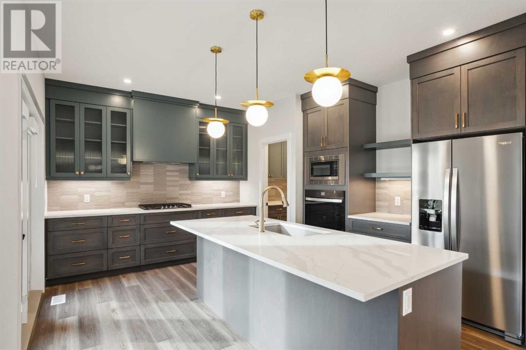 Photo 3 of 155 Chinook Winds Manor Sw, Airdrie AB