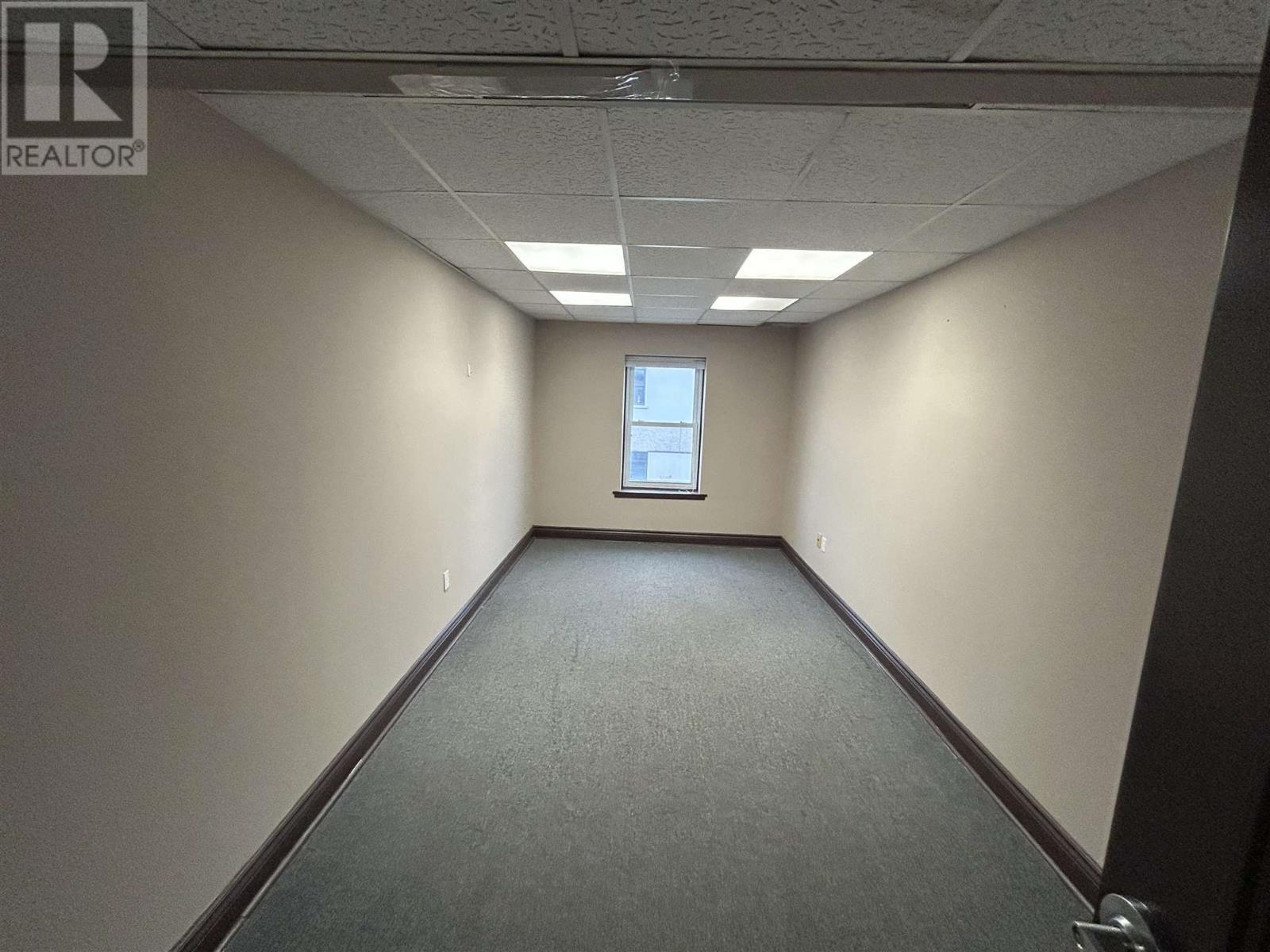 Photo 5 of 557 Queen St E 202, Sault Ste Marie ON